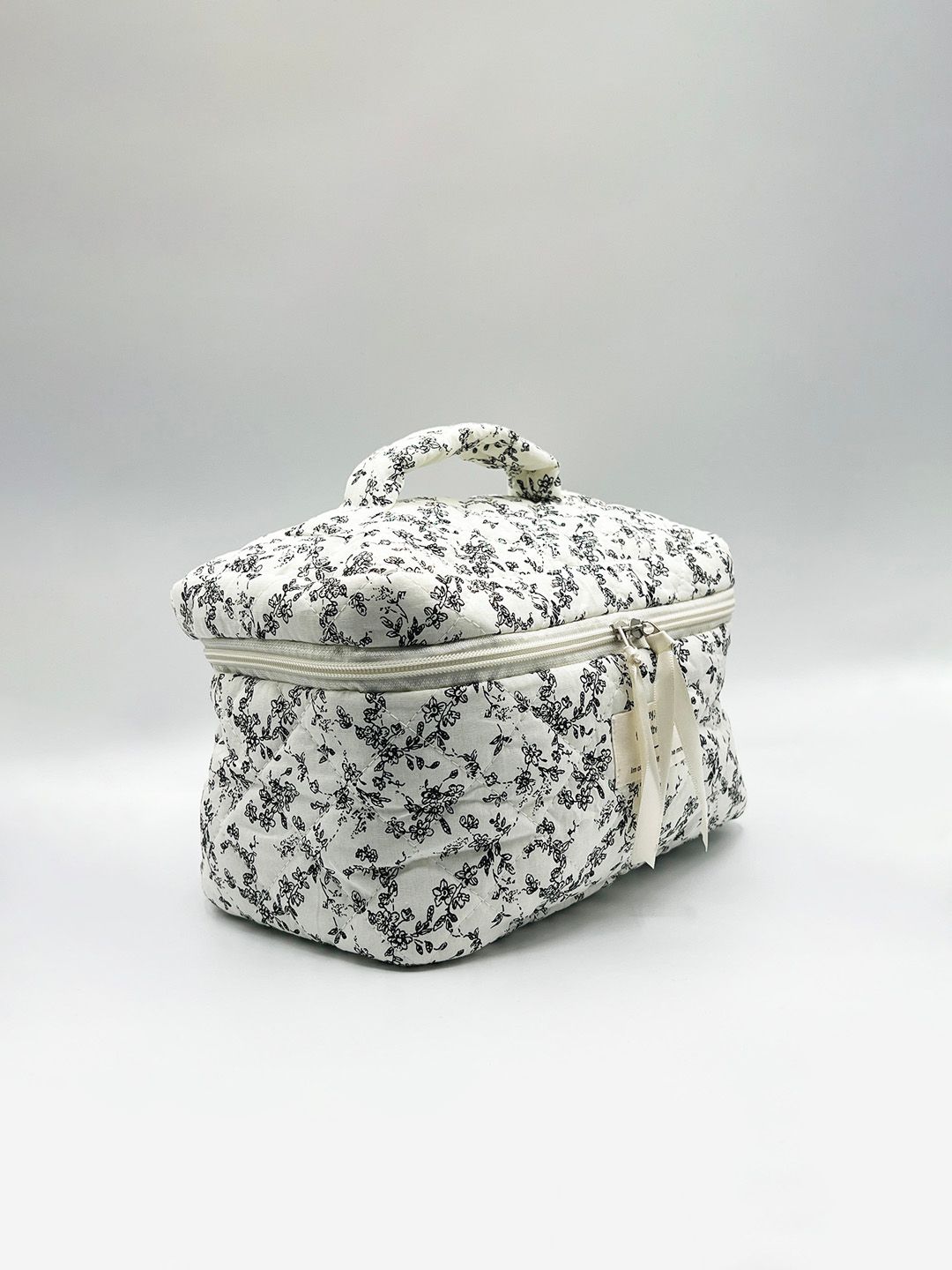 SVNX Floral Costmetic Tolietry Bag