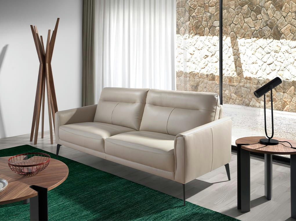 - Table d'appoint effet bois noyer et acier noir 60 x 60 x 44 cm.