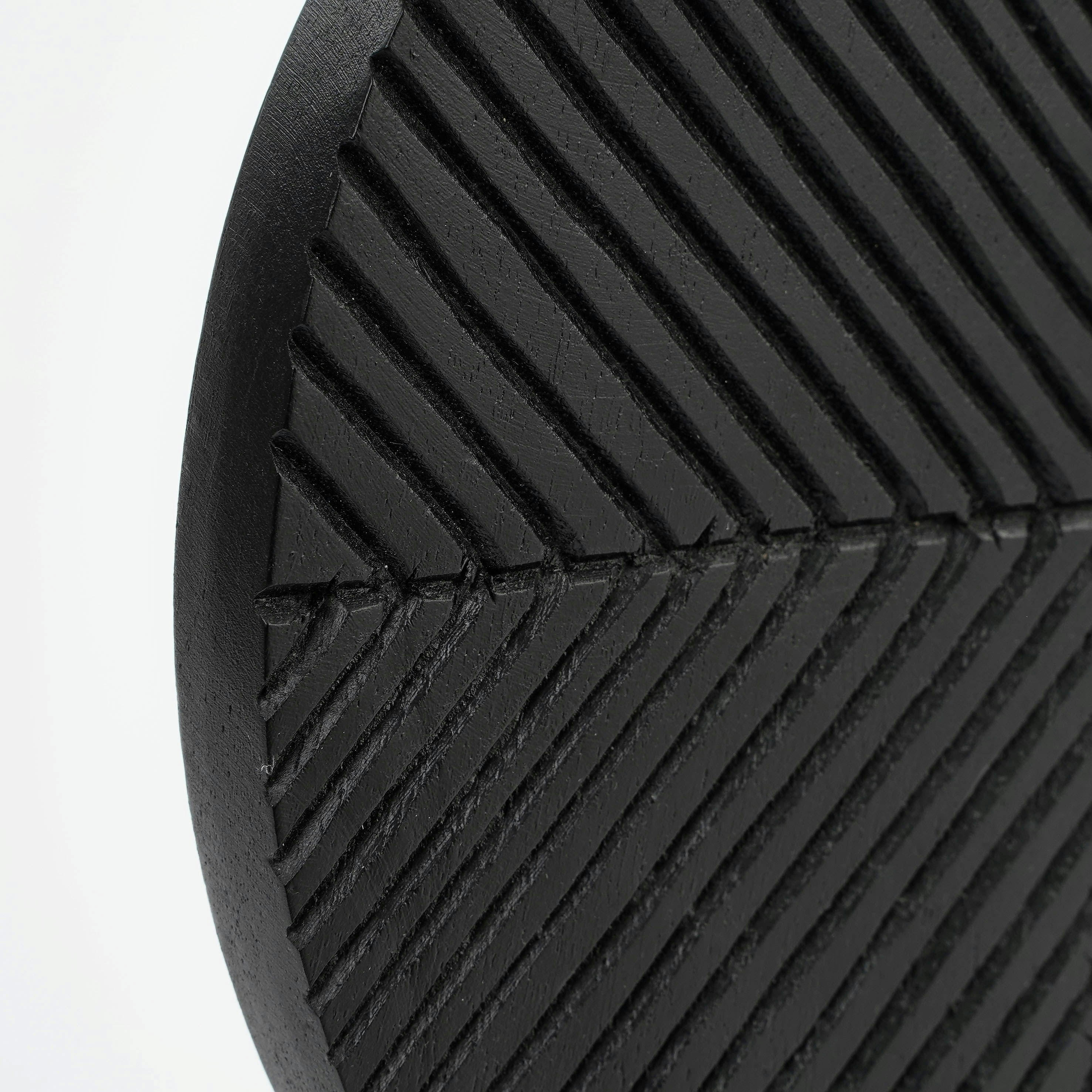 DANAE - Ornement sur pied en bois noir D40