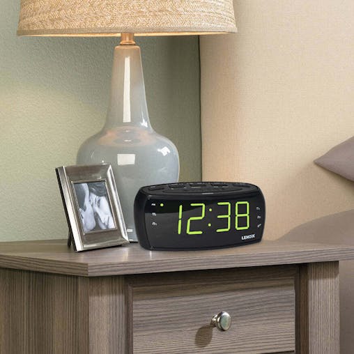 Large Number Alarm Clock & AM/FM Radio, Bold Green LED Time Screen