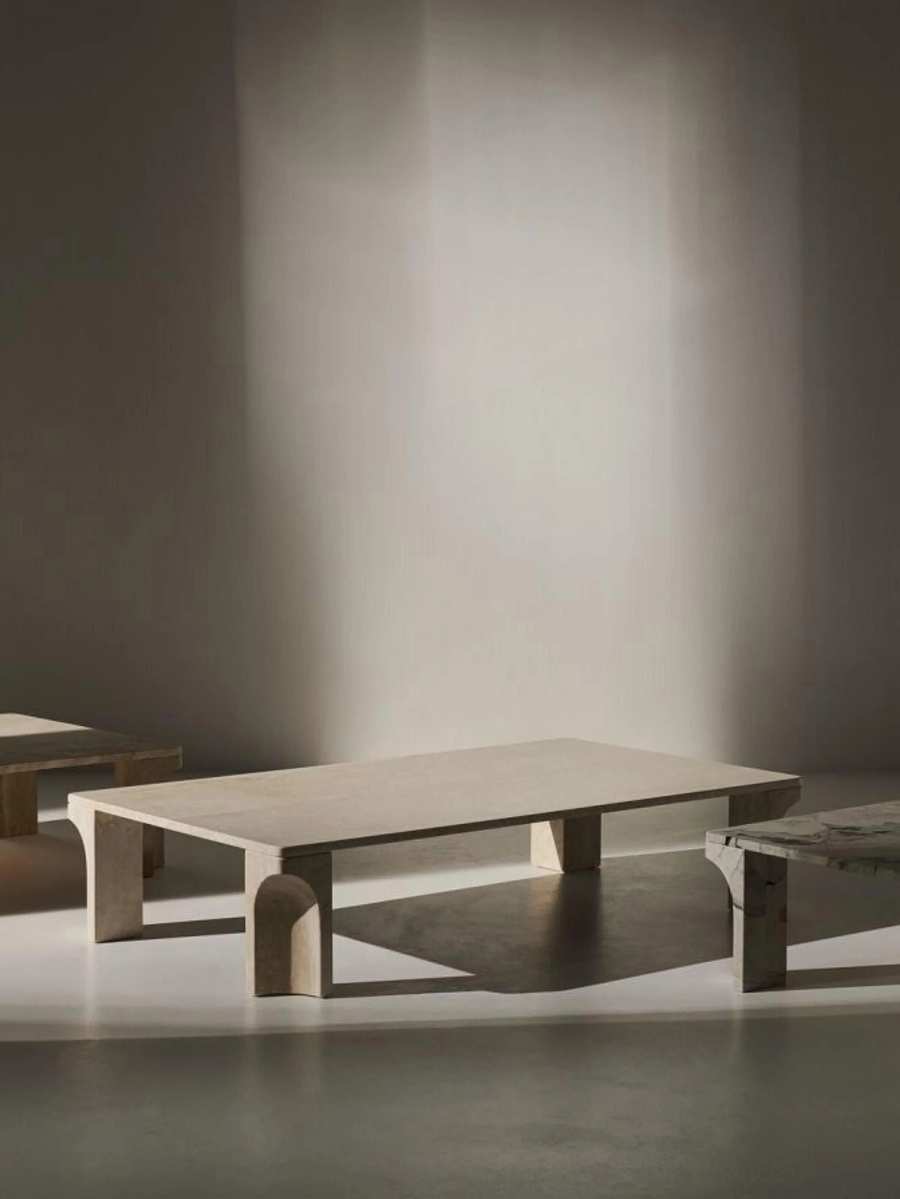 Travertin-Couchtisch Doric, B 140 cm