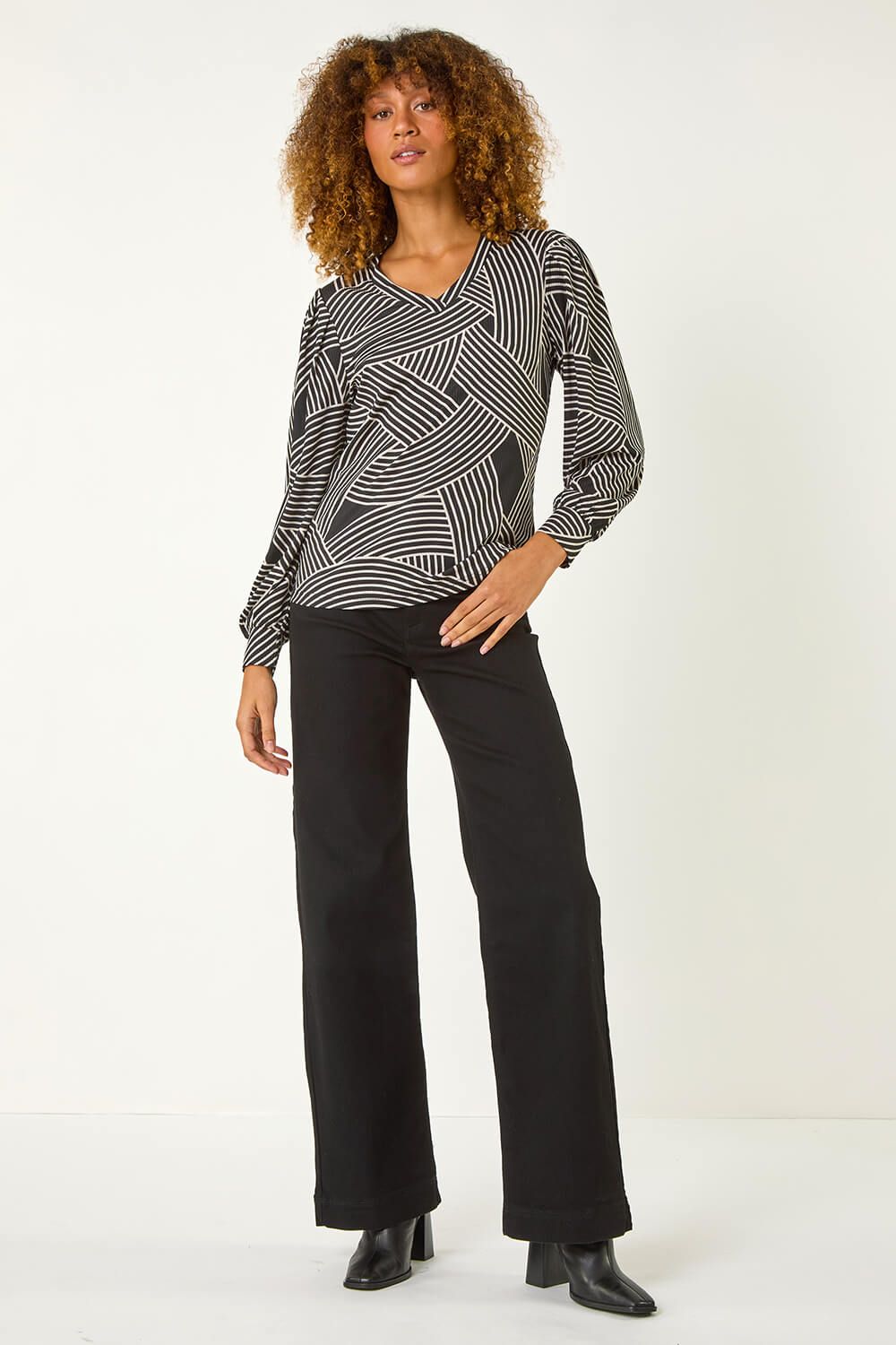Roman Geometric Print V-Neck Stretch Top