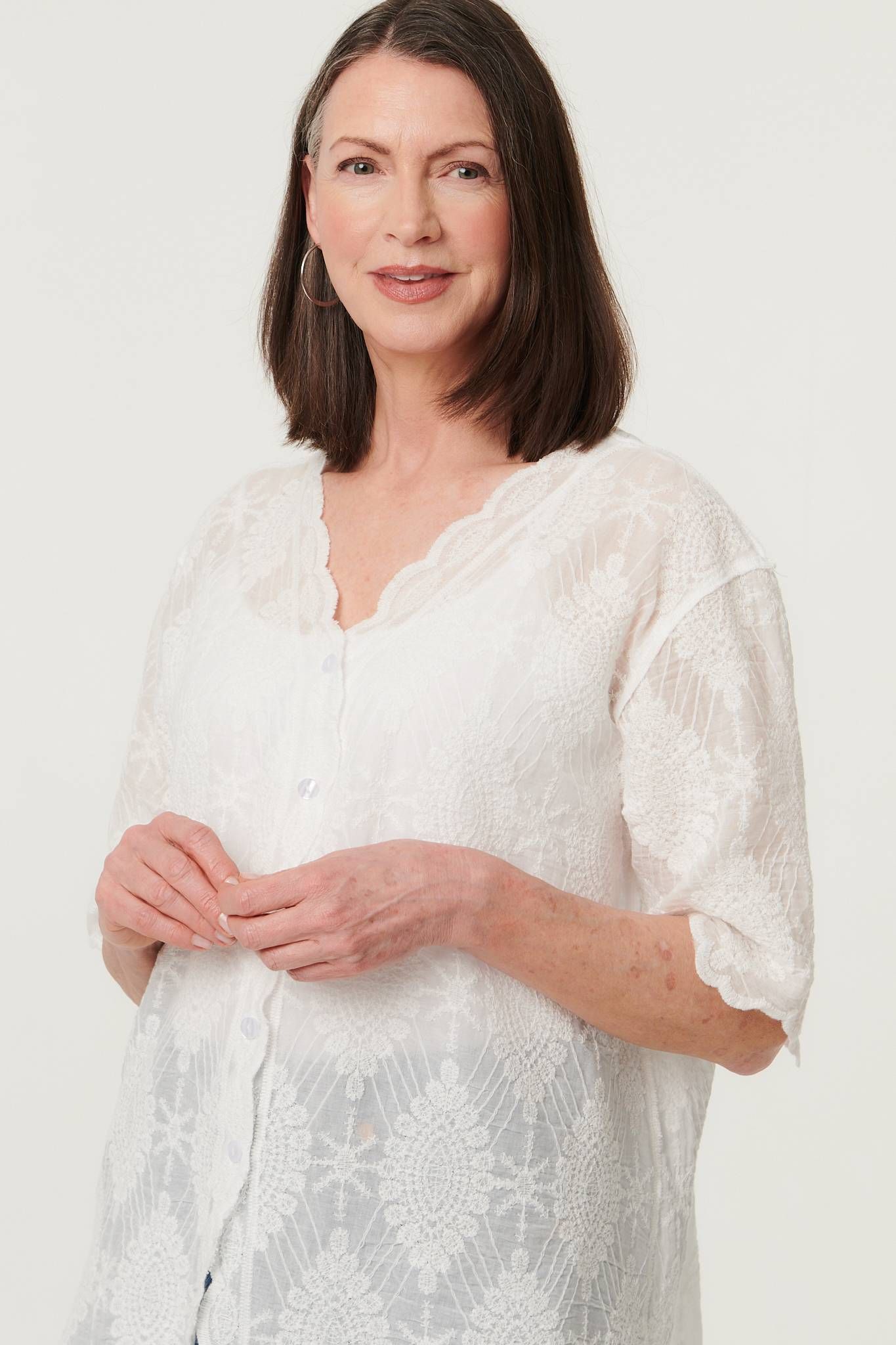 Izabel London Embroidered Lace 1/2 Sleeve Shirt