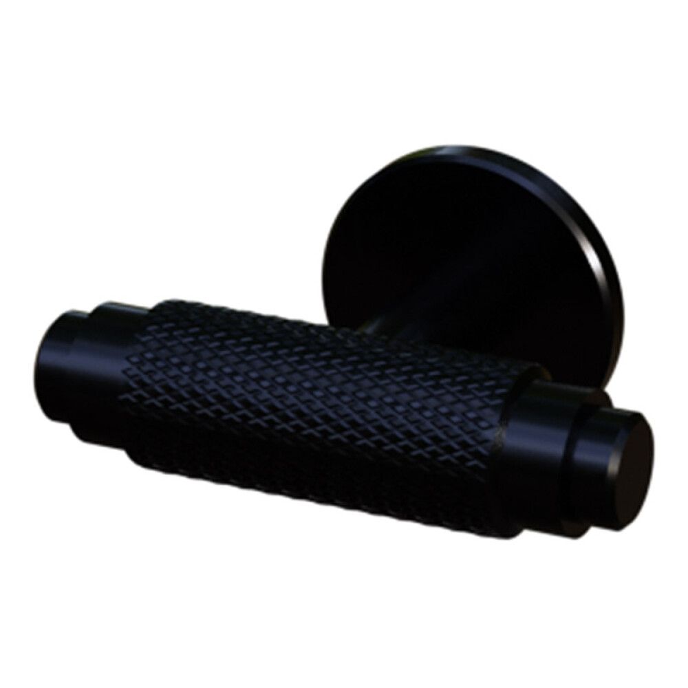 KNOTT CAMARGUE T-KNAPP RIFFLET MATTE SVART