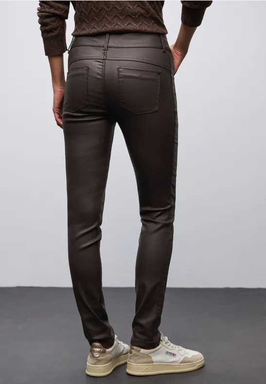 Slim Fit Coated Hose