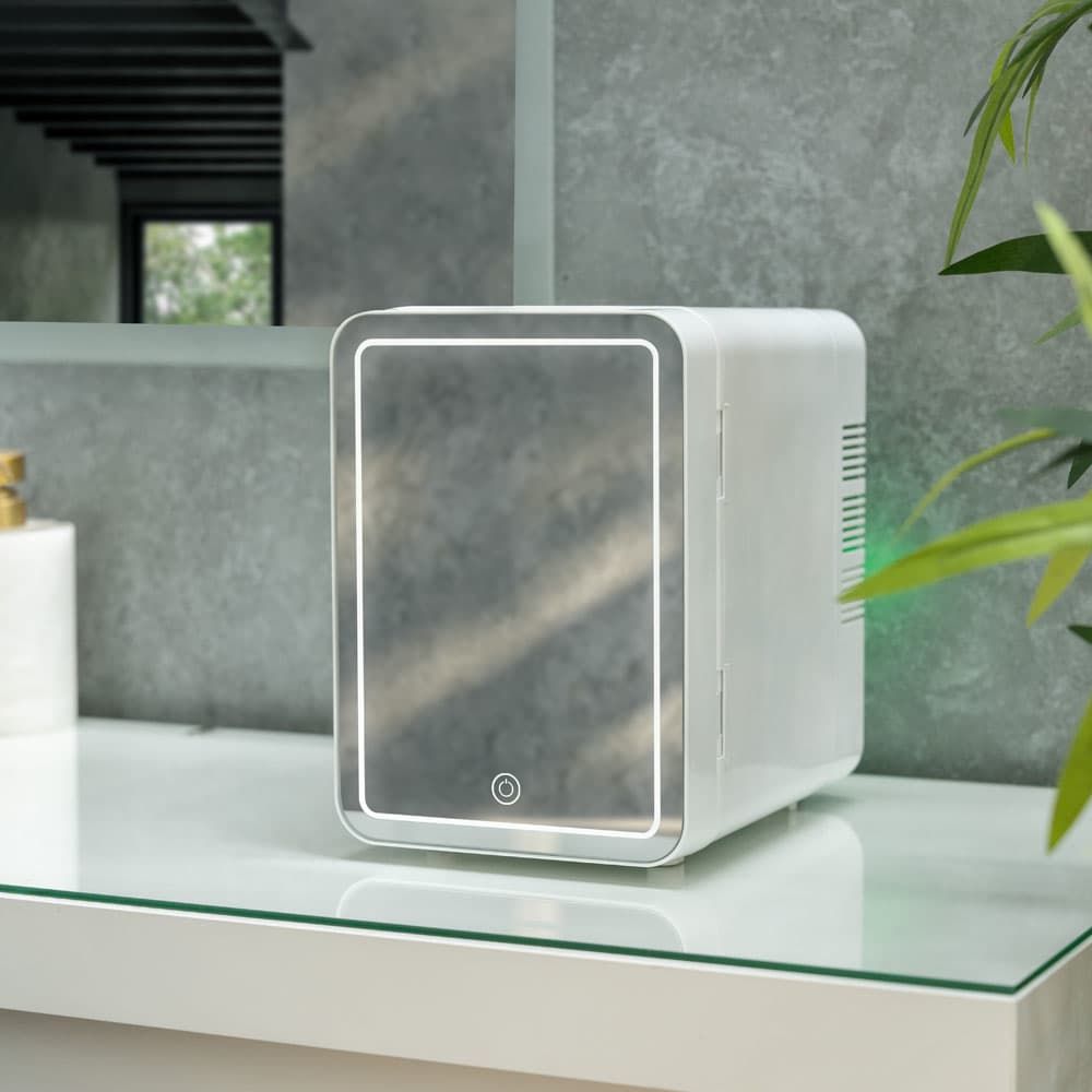 ValueLights Mini Beauty Fridge Portable 4l with Make-up Skincare LED Mirror
