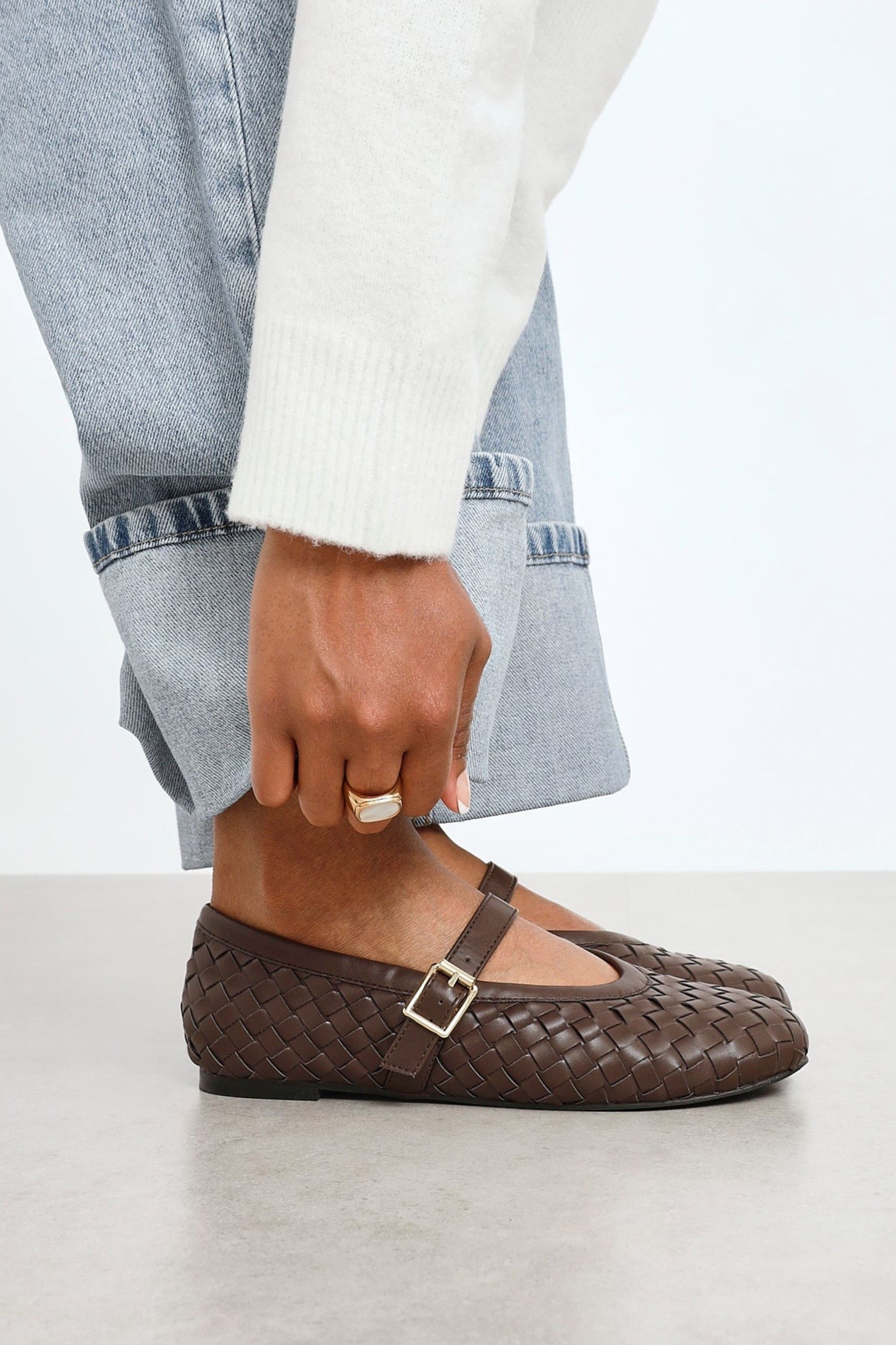 Linzi Daily Brown Faux Leather Woven Mary Jane Pump