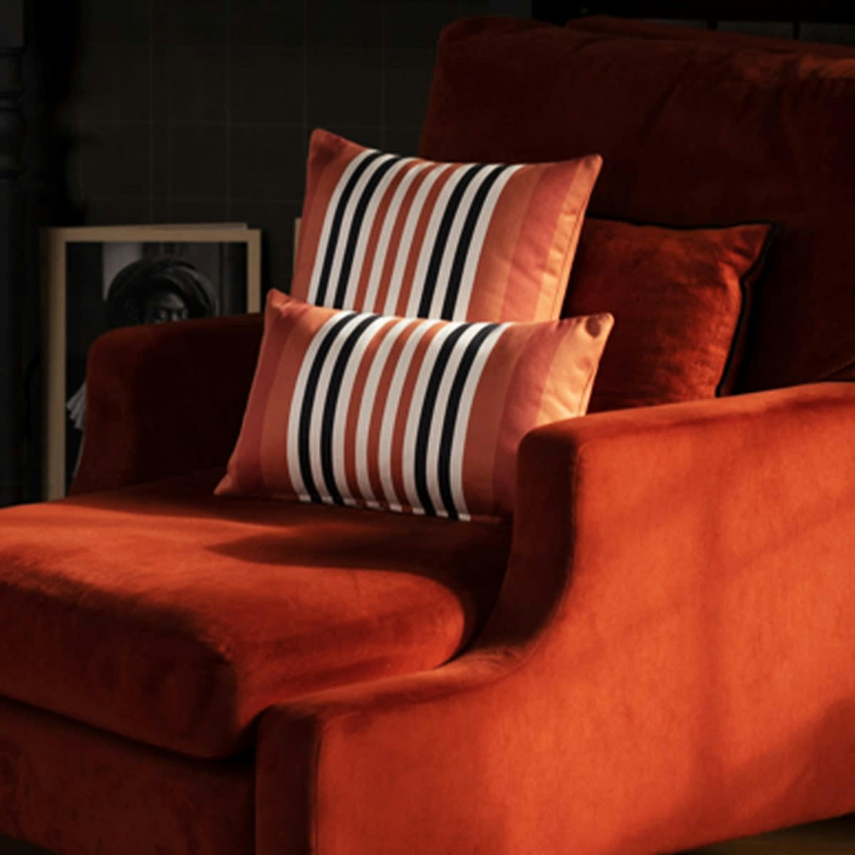 AINHOA - Housse de coussin orange 25x45