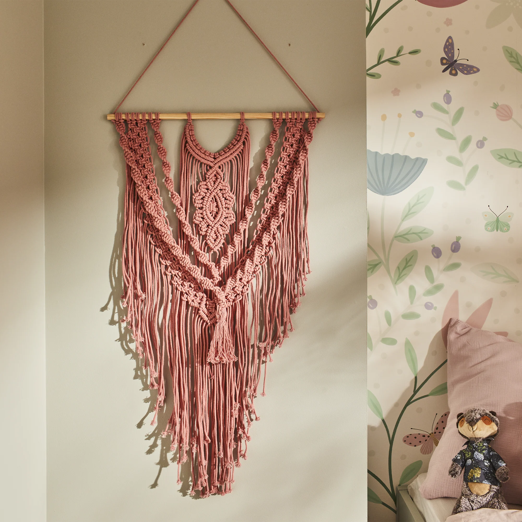 4MURS Suspension en macramé SURIA coloris rose poudré
