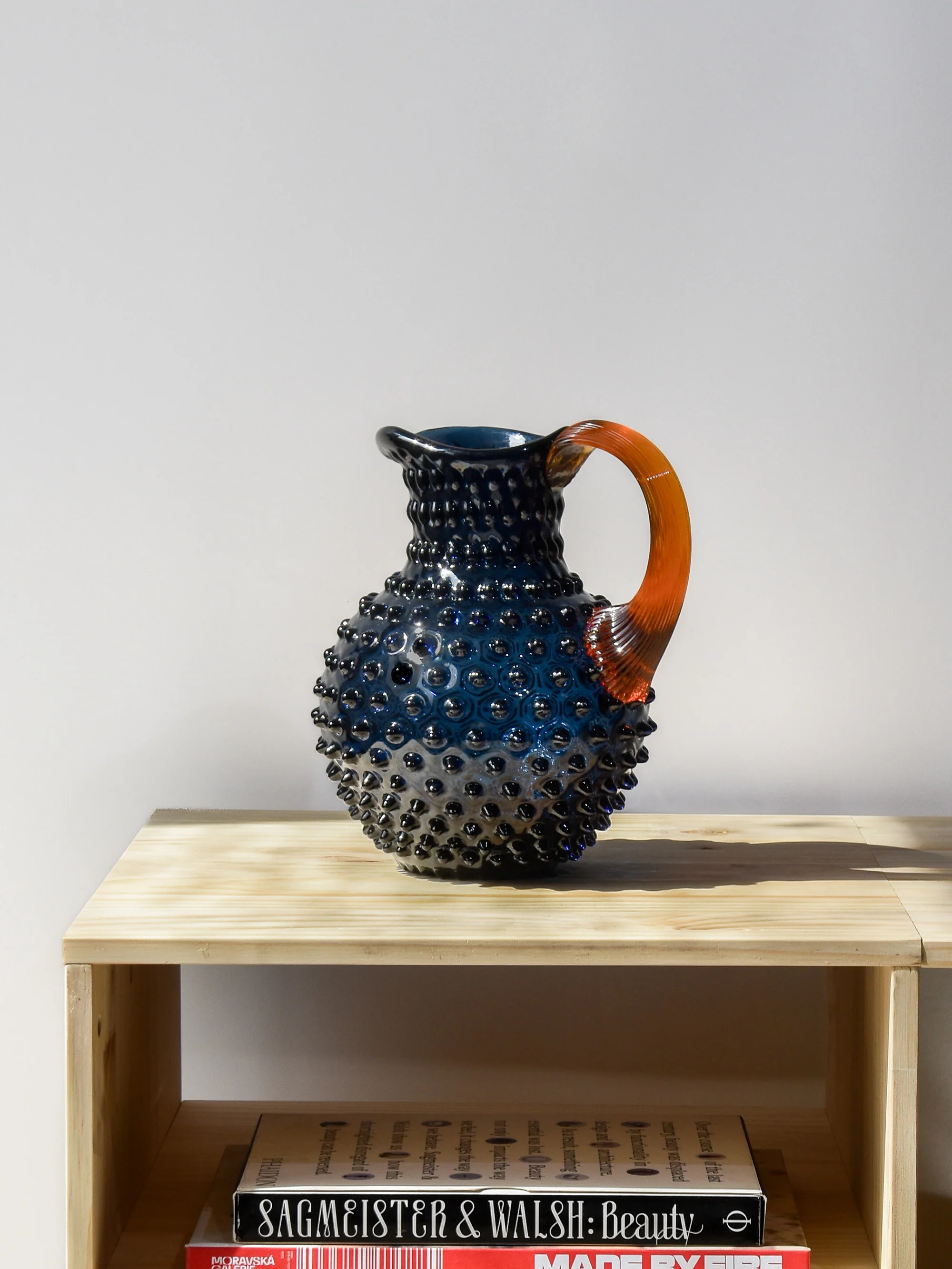 Mundgeblasener Krug Paris Hobnail