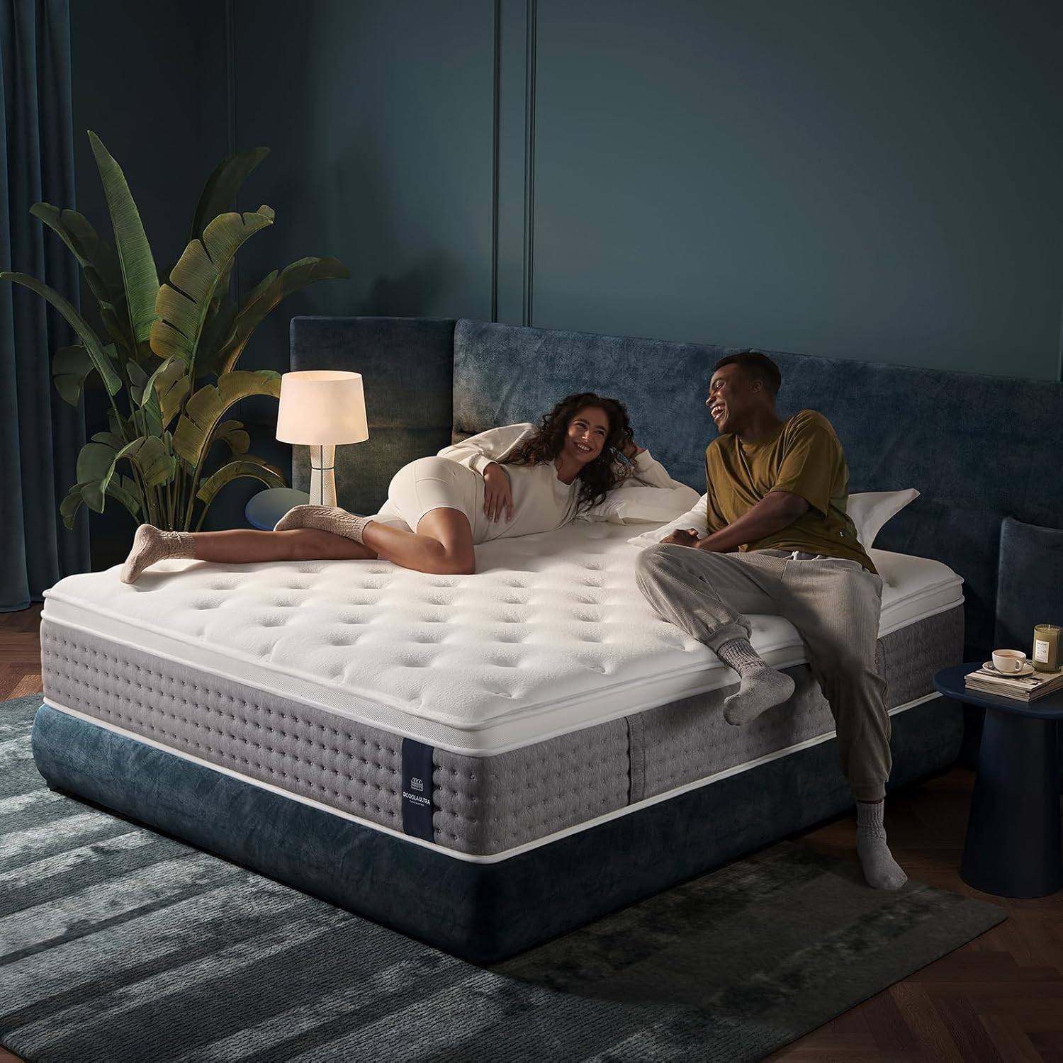 14 Inch King Size Mattress, Medium Plush Hybrid with Memory Foam & Individually Wrapped Coils, CertiPUR-US Certified, Fiberglass-Free Design (14 inch, King)