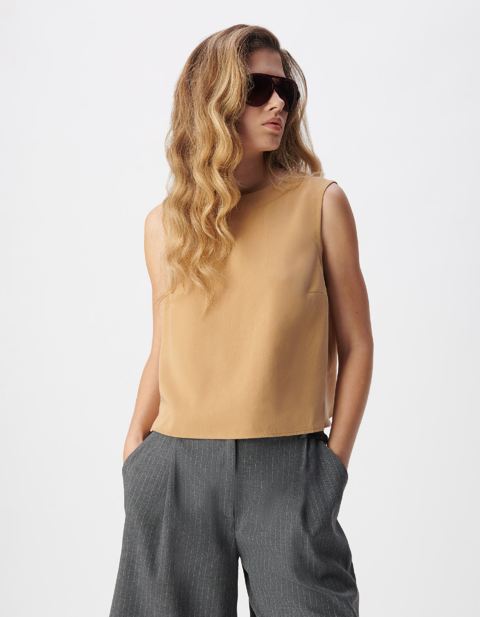 Top beige Lyocell® croisé dos Femme