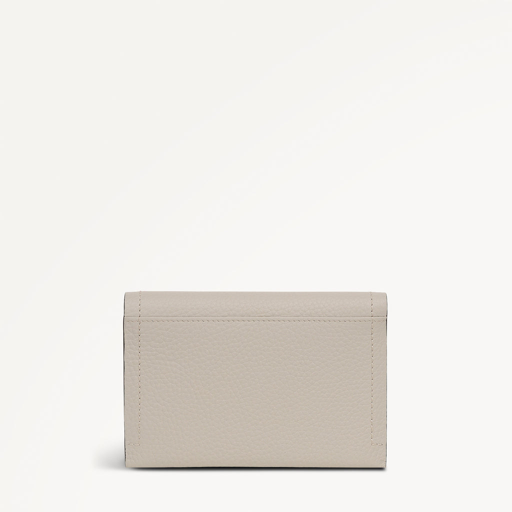 Oak Street - Medium Flapover Purse