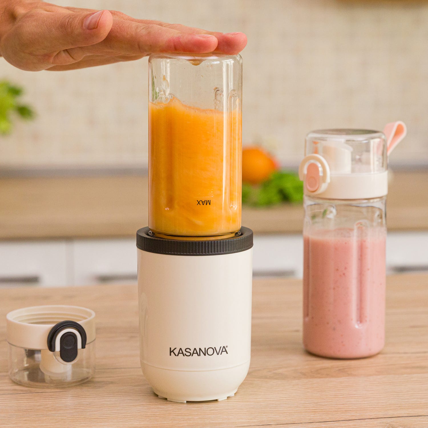 Frullatore con 2 contenitori 300 ml