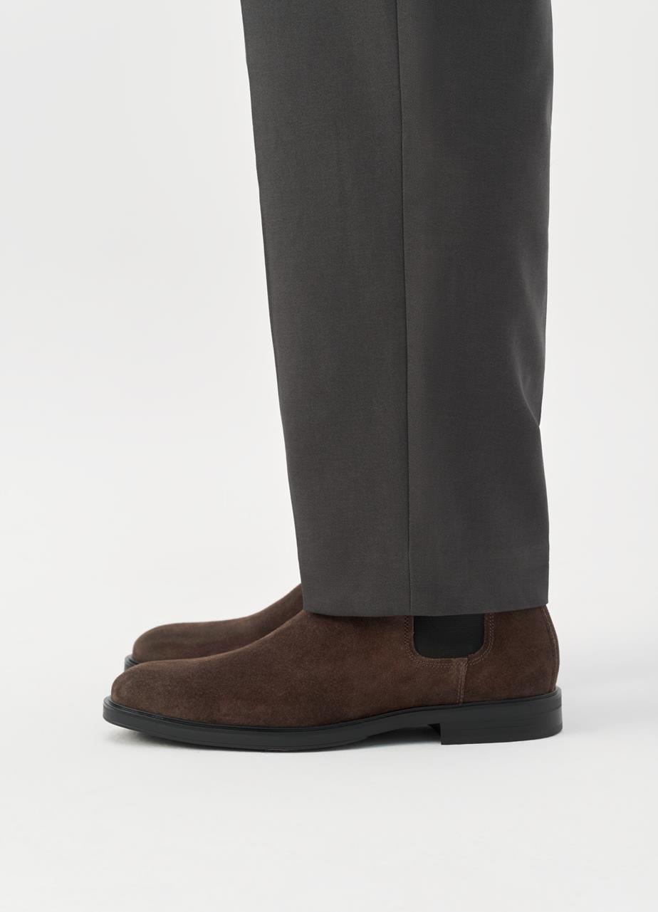 Andrew Boots