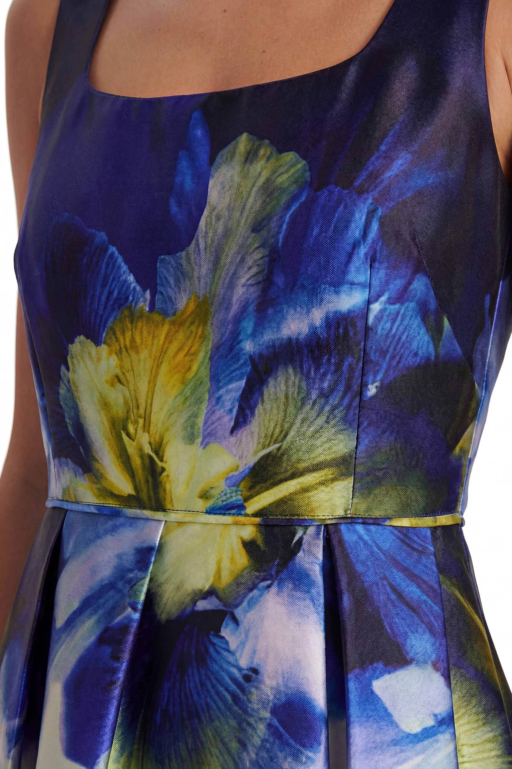 KarenMillen Photographic Floral Twill Prom Woven Midi Dress
