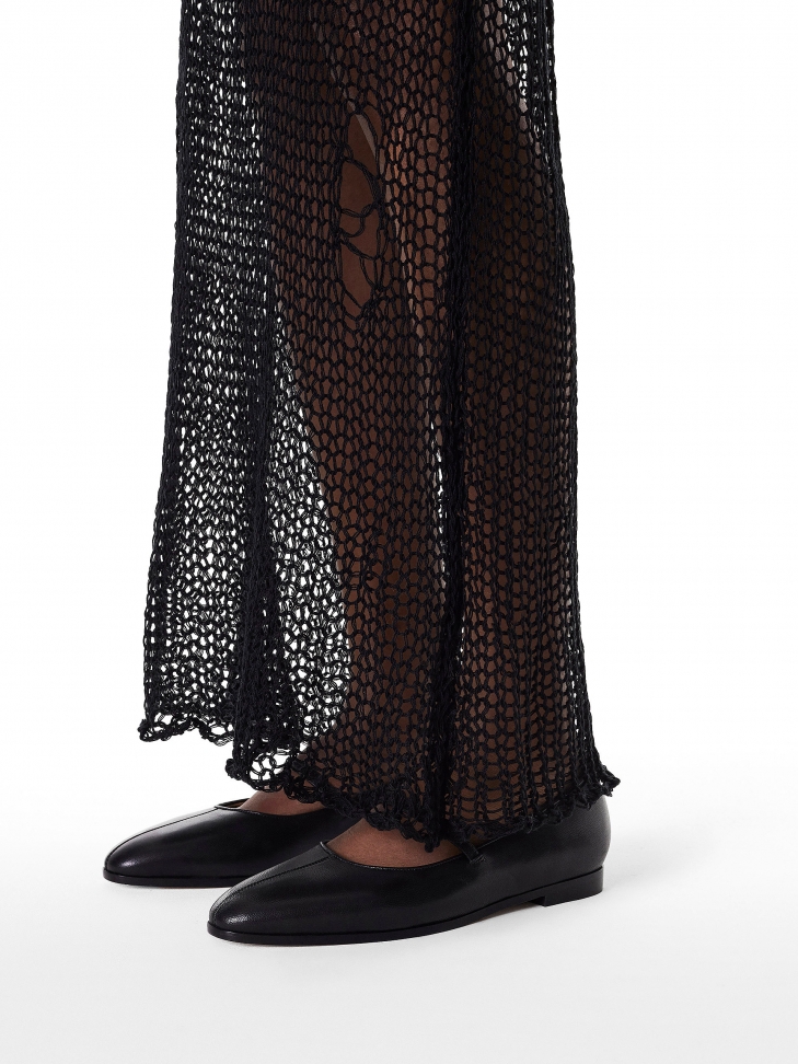 Black leather ballerinas with strap