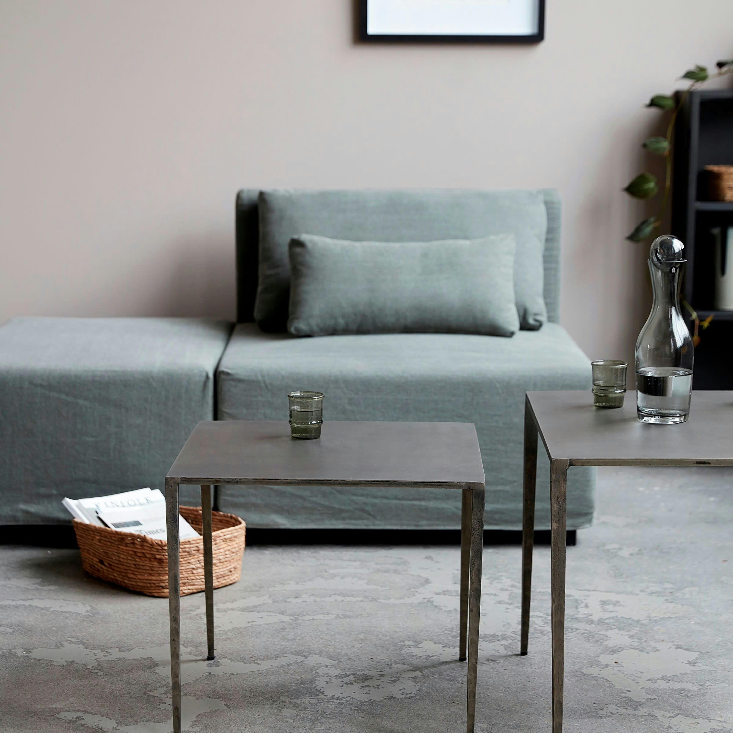 RANCHI - Table d'appoint en métal gris