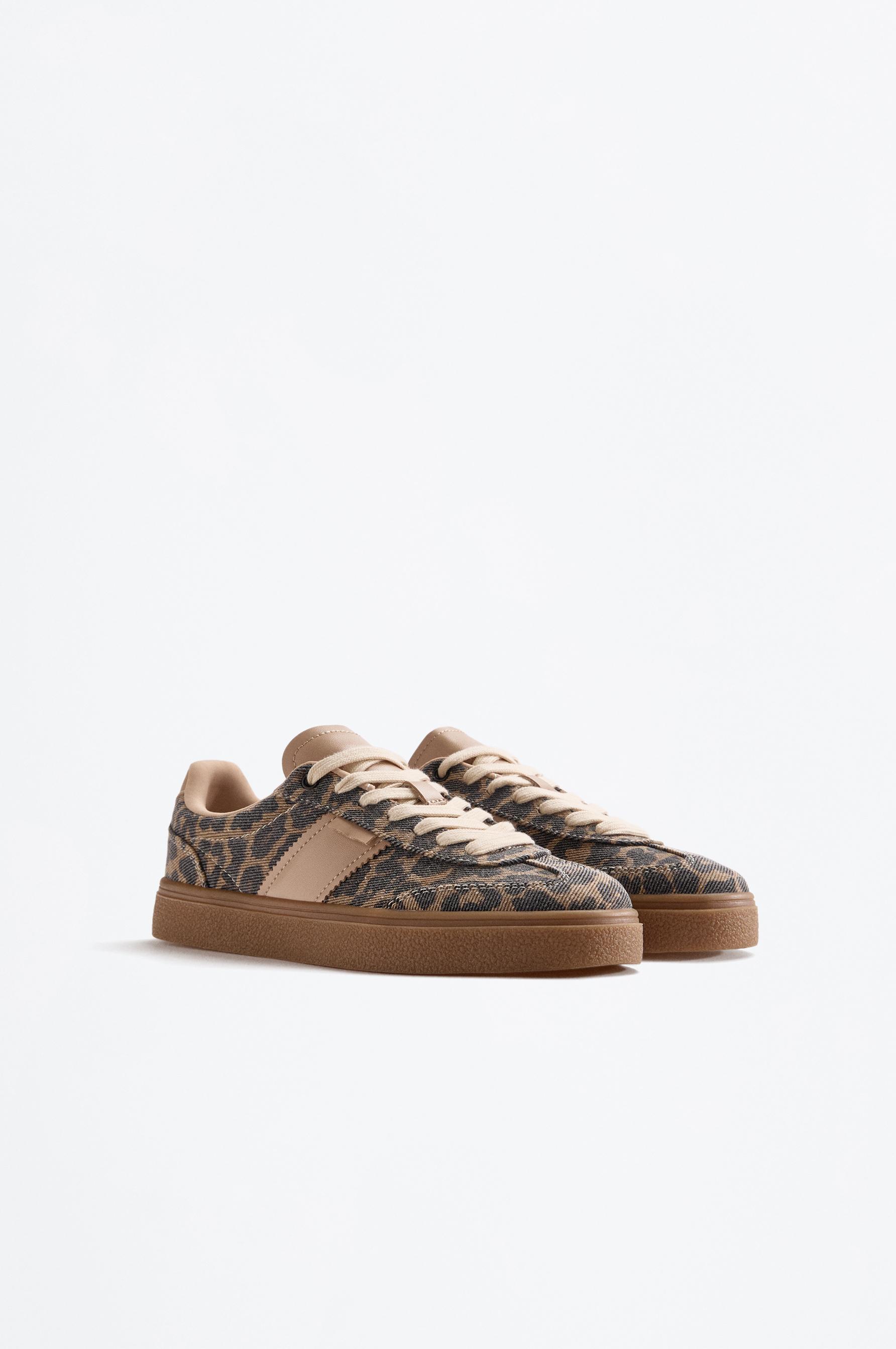 ZAPATILLA ESTAMPADO