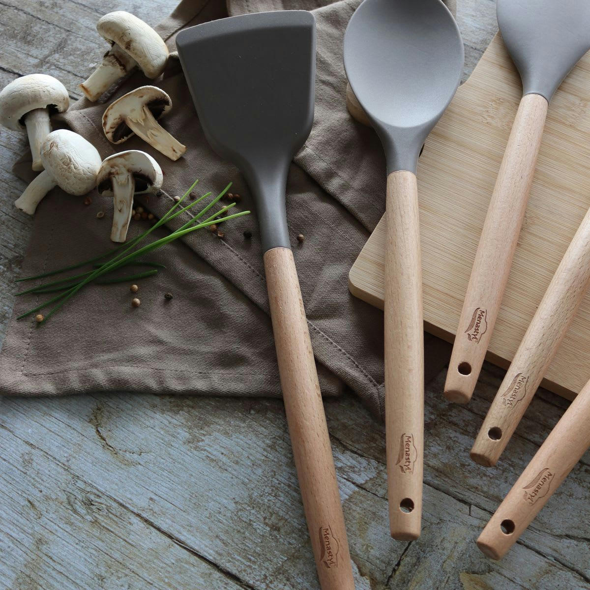 ELIOTT - Spatule en silicone et manche en bois