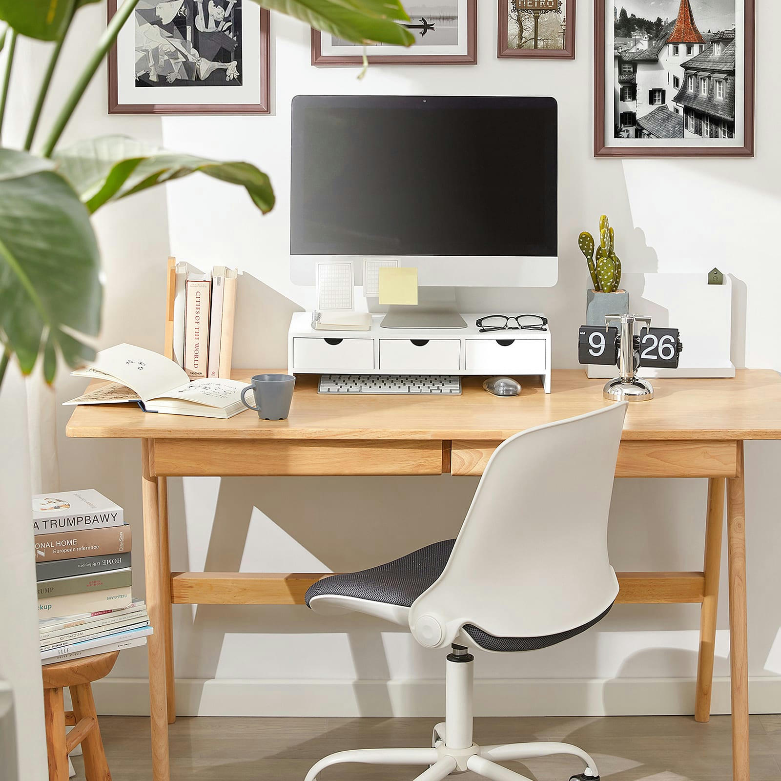 - Support d'écran effet bois blanc