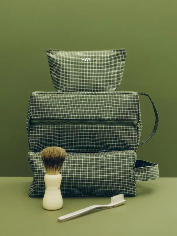 Necessaire Grid