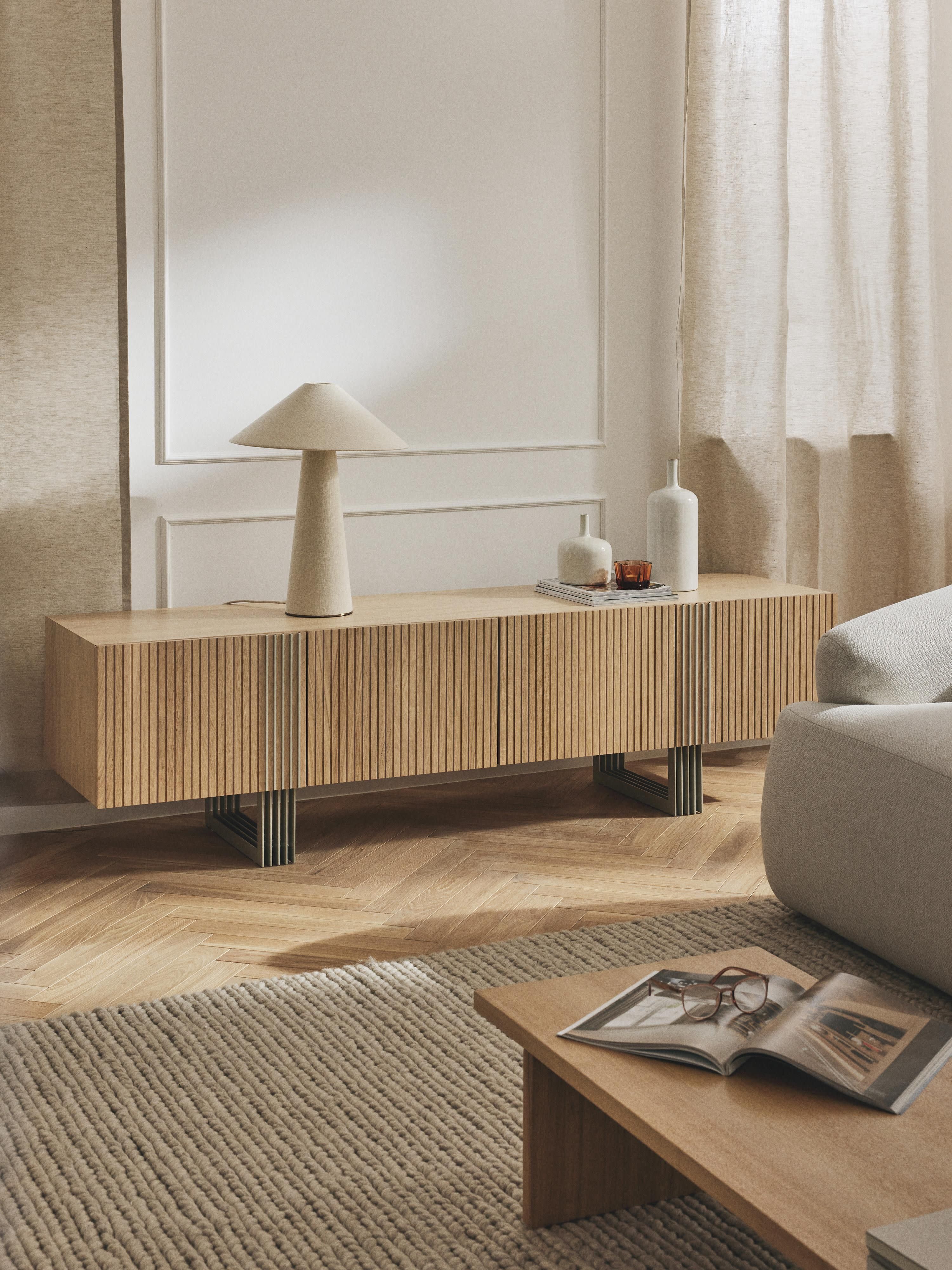 Holz-Lowboard Ross