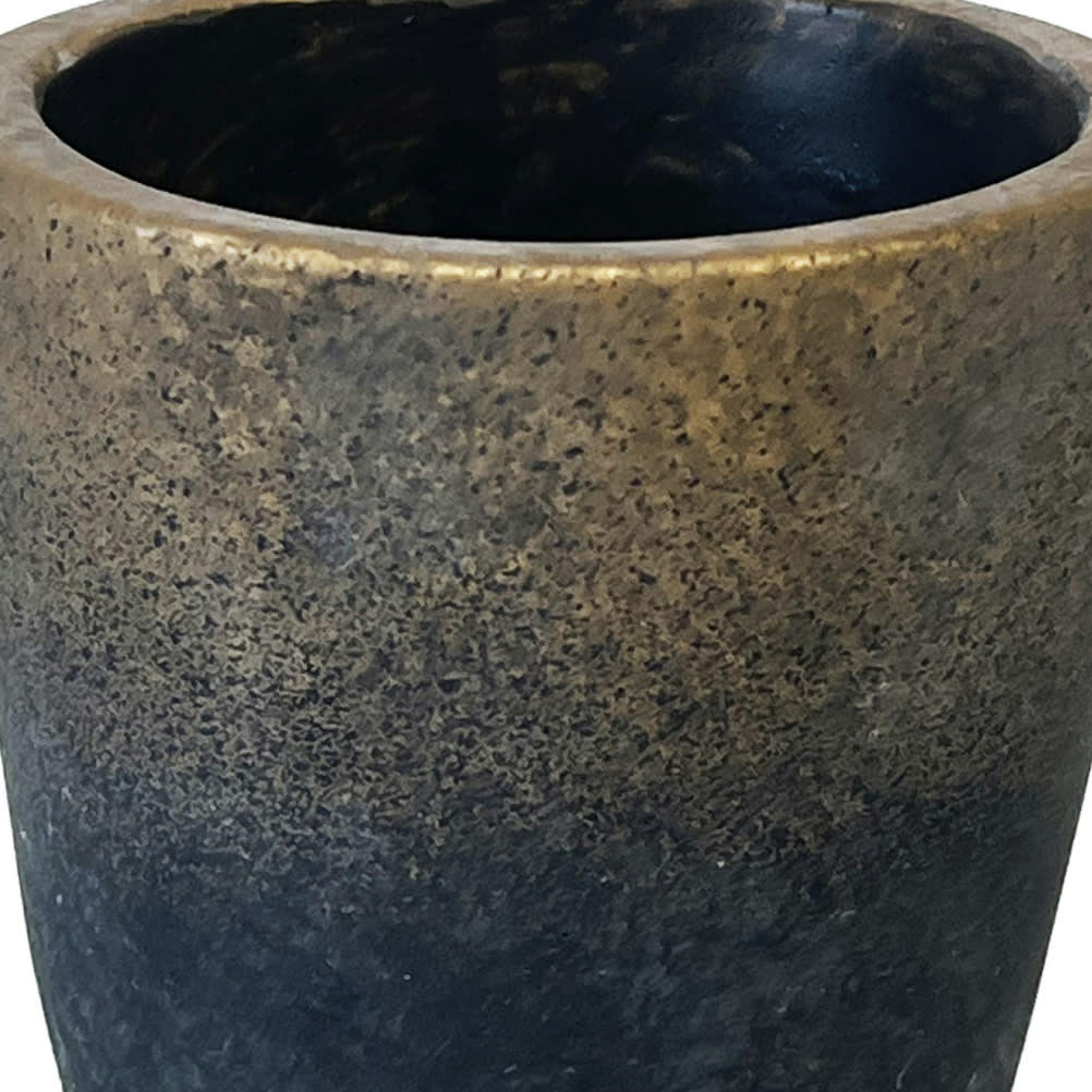 - Petit cache pot de fleurs en ciment gris et or H6,8cm