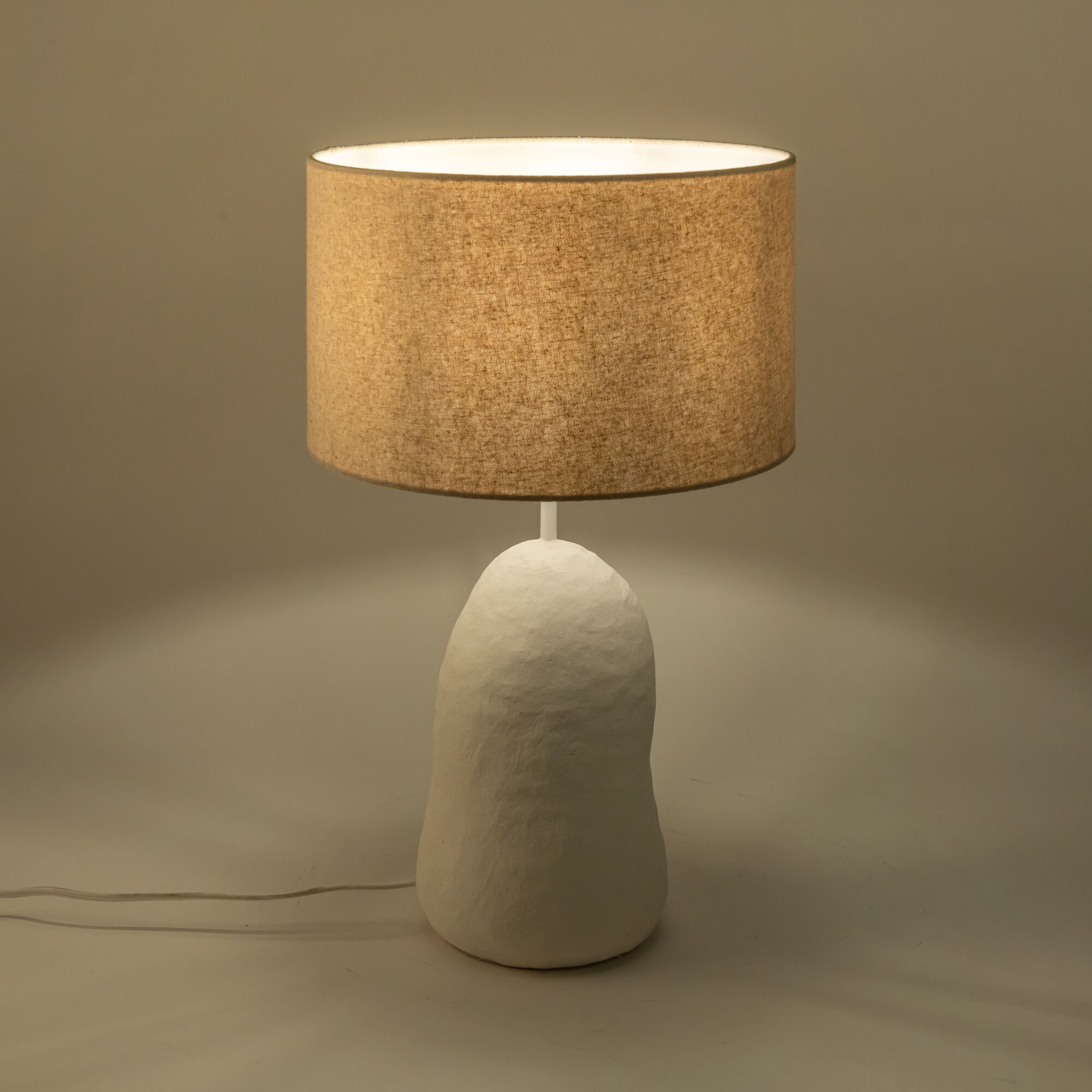 RIM - Lampe à poser électrifiée en céramique et lin H55cm - blanc