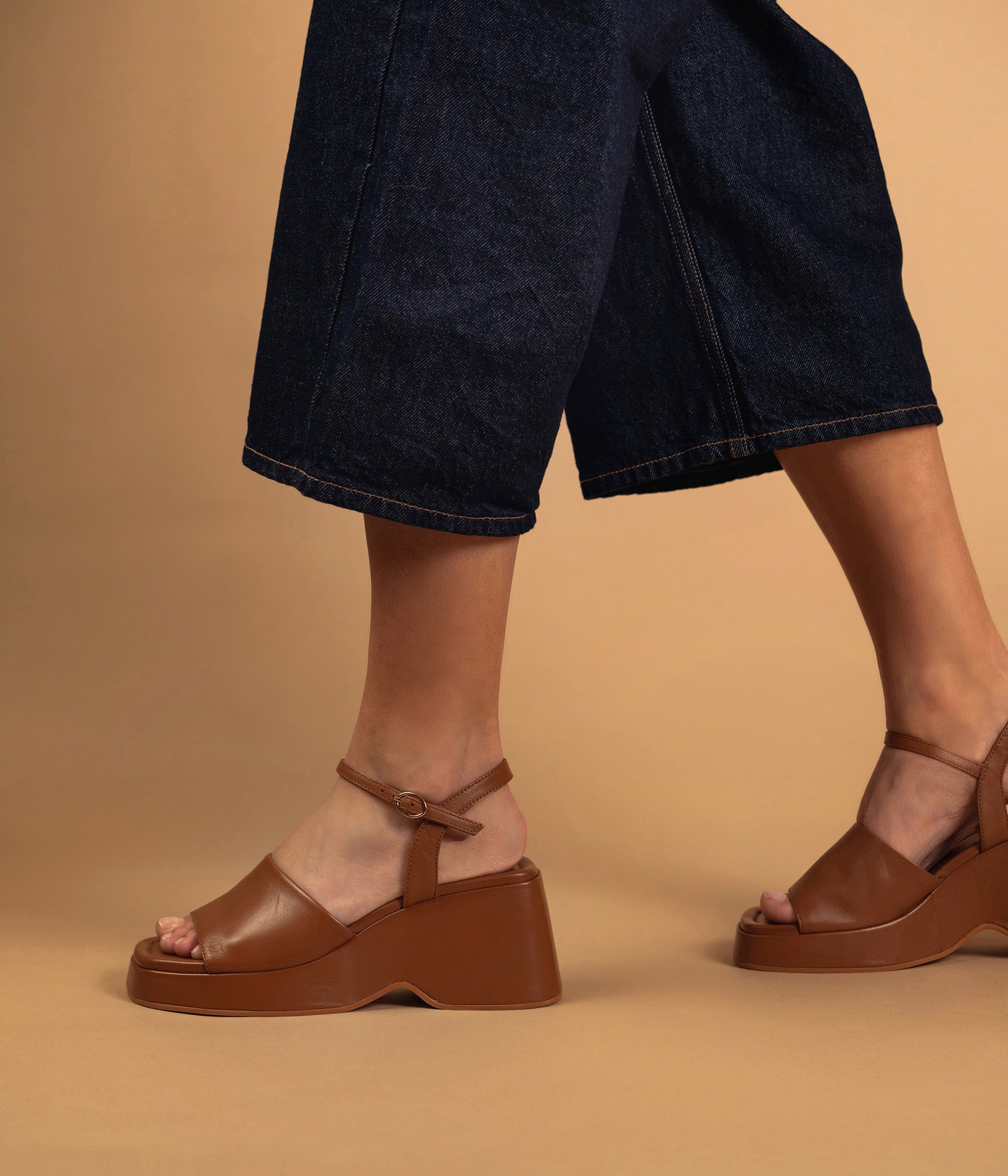 Sandale Pilar camel