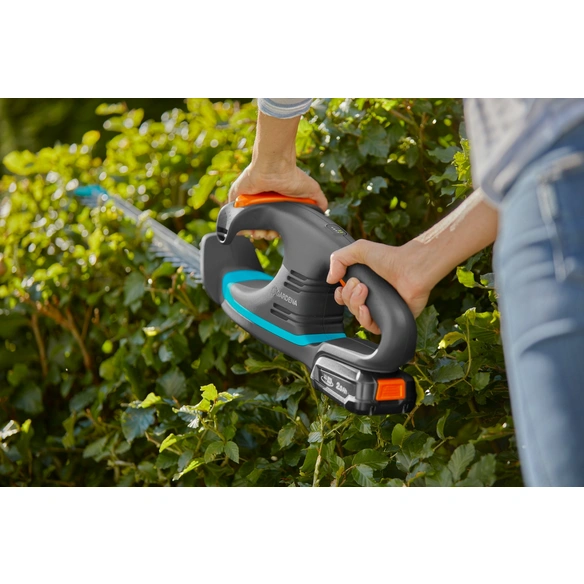 Heckenschere »EasyCut 40«, inkl. Akku und Ladegerät, 18V