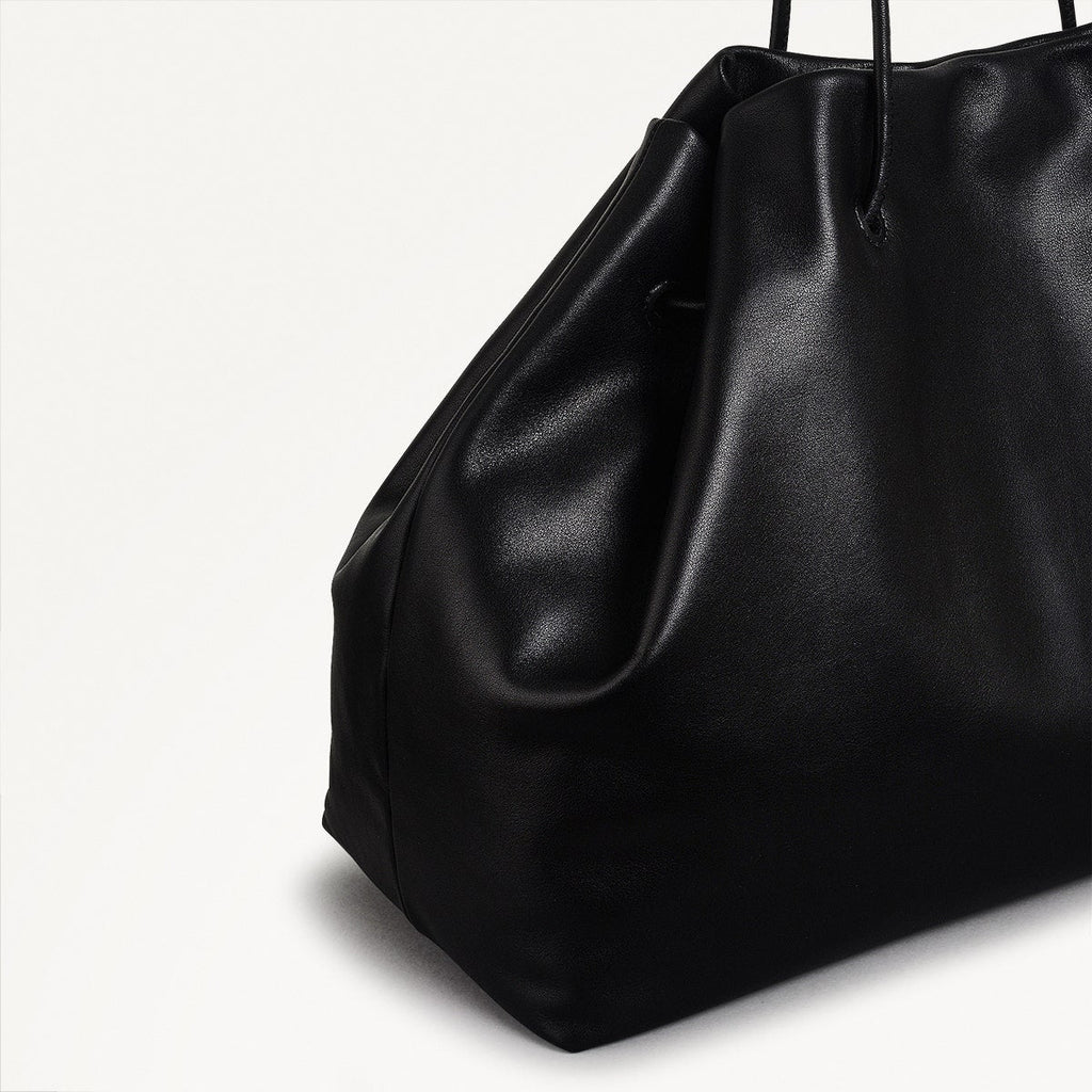 Blake Mews - Medium Open Top Shoulder Bag
