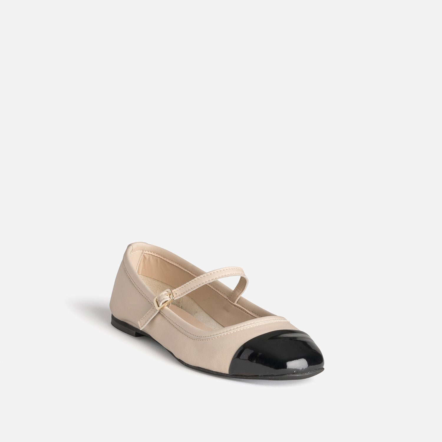 Babies écru cuir bout noir verni