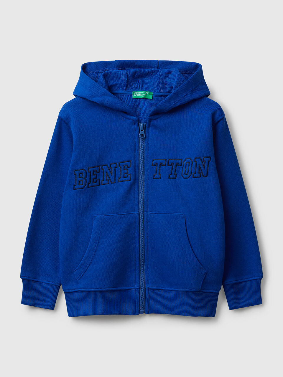 Hoodie with embroidery