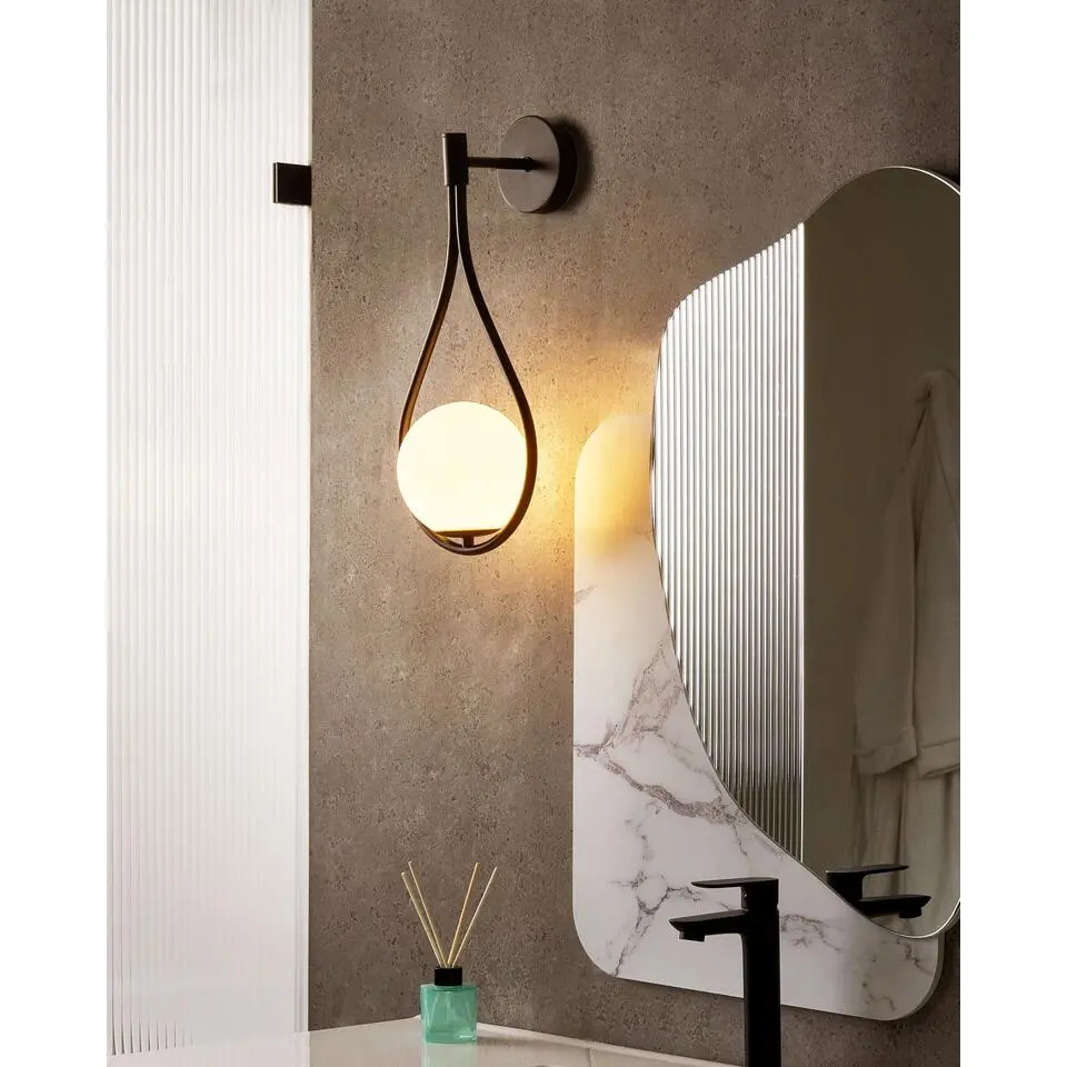 AUROUE - Wandlamp - Zwart - Aluminium