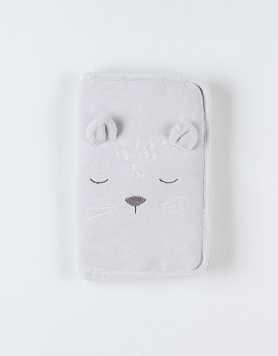 - Protège carnet de santé Kendi en Veloudoux