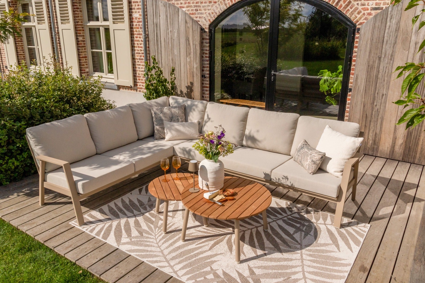 VDG Mindo alu teak ronde loungetafel set - Latte
