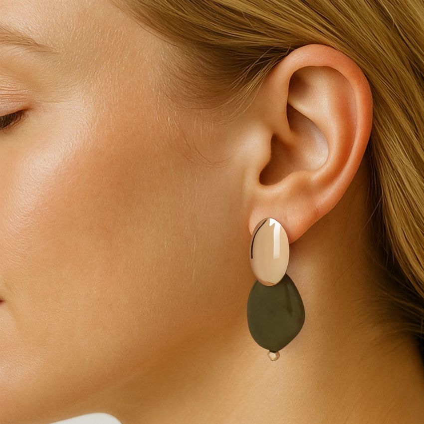 Manfield Gouden statement oorbellen met groene knopen