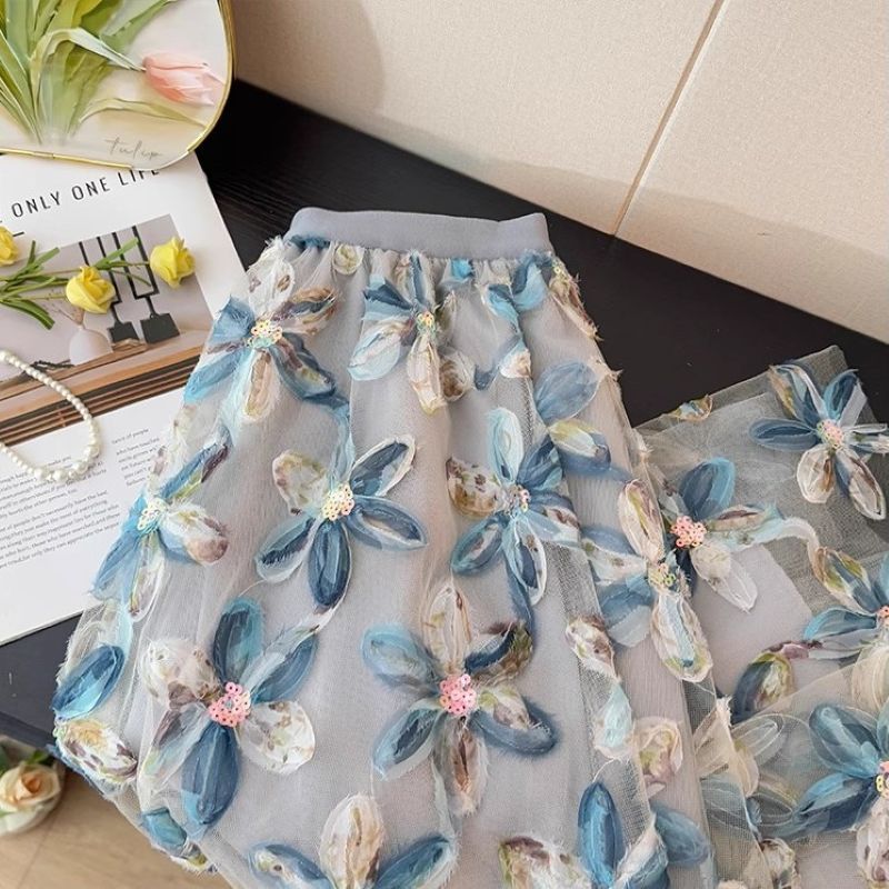 PEACH ACCESSORIES Floral Sequins Details Midi Skirt
