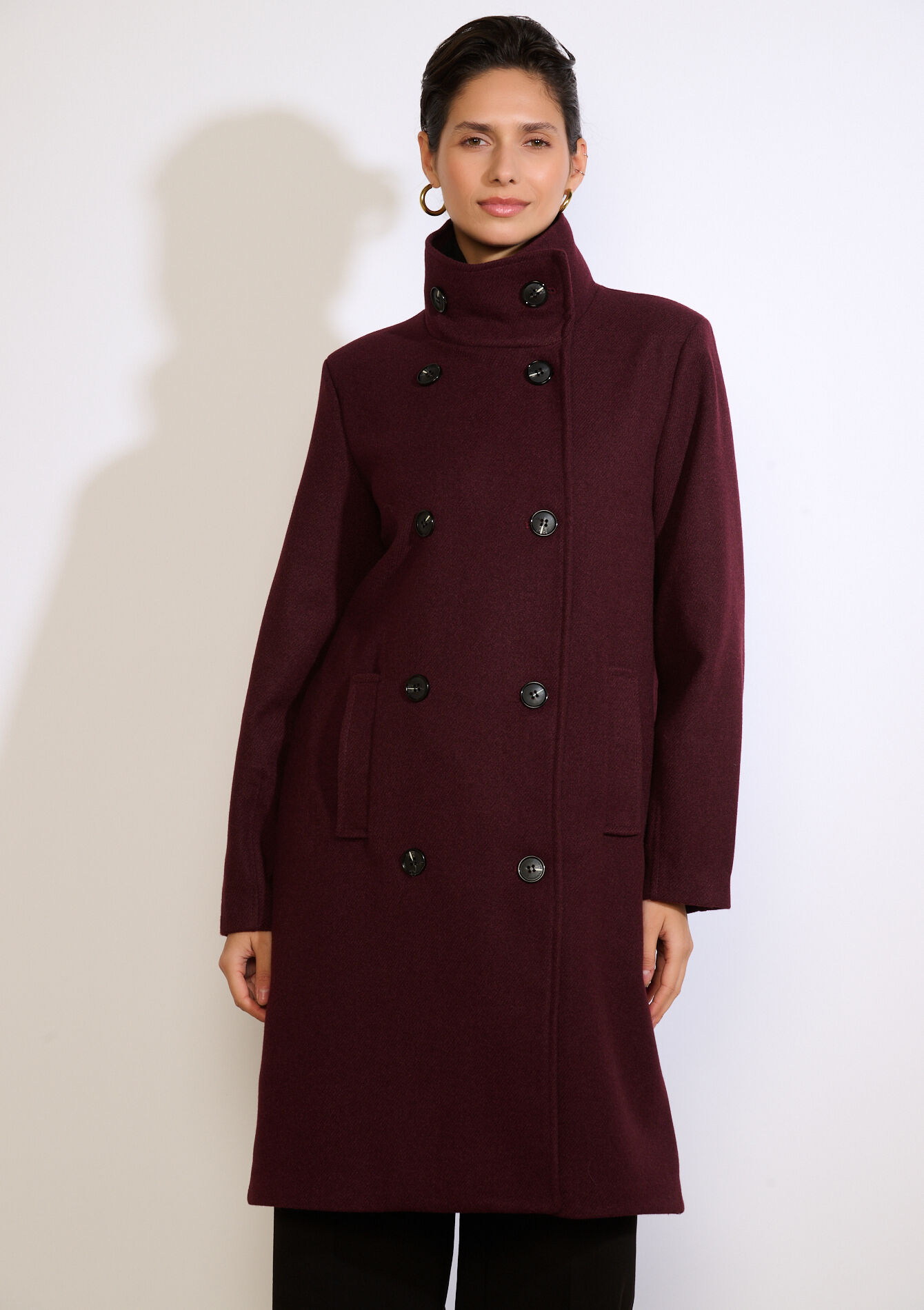 Lange mantel met hoge kraag