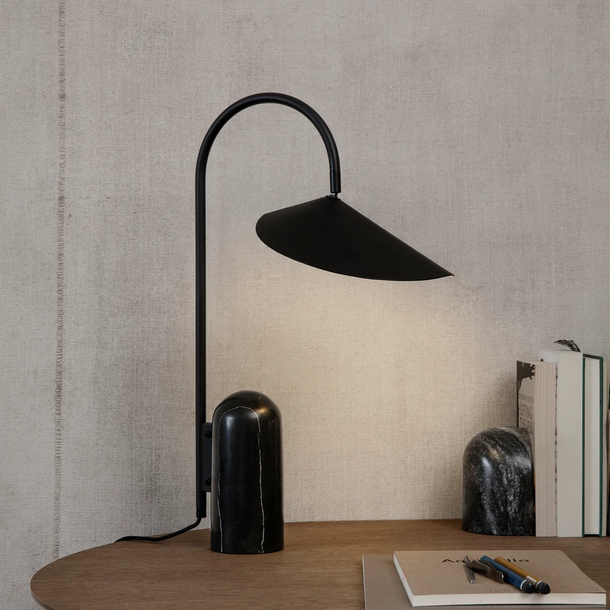 Ferm Living - Arum Tischleuchte