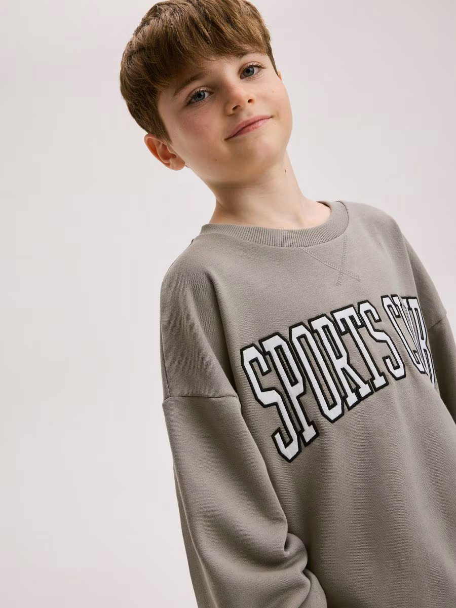 Oversized Long Sleeve T-Shirt