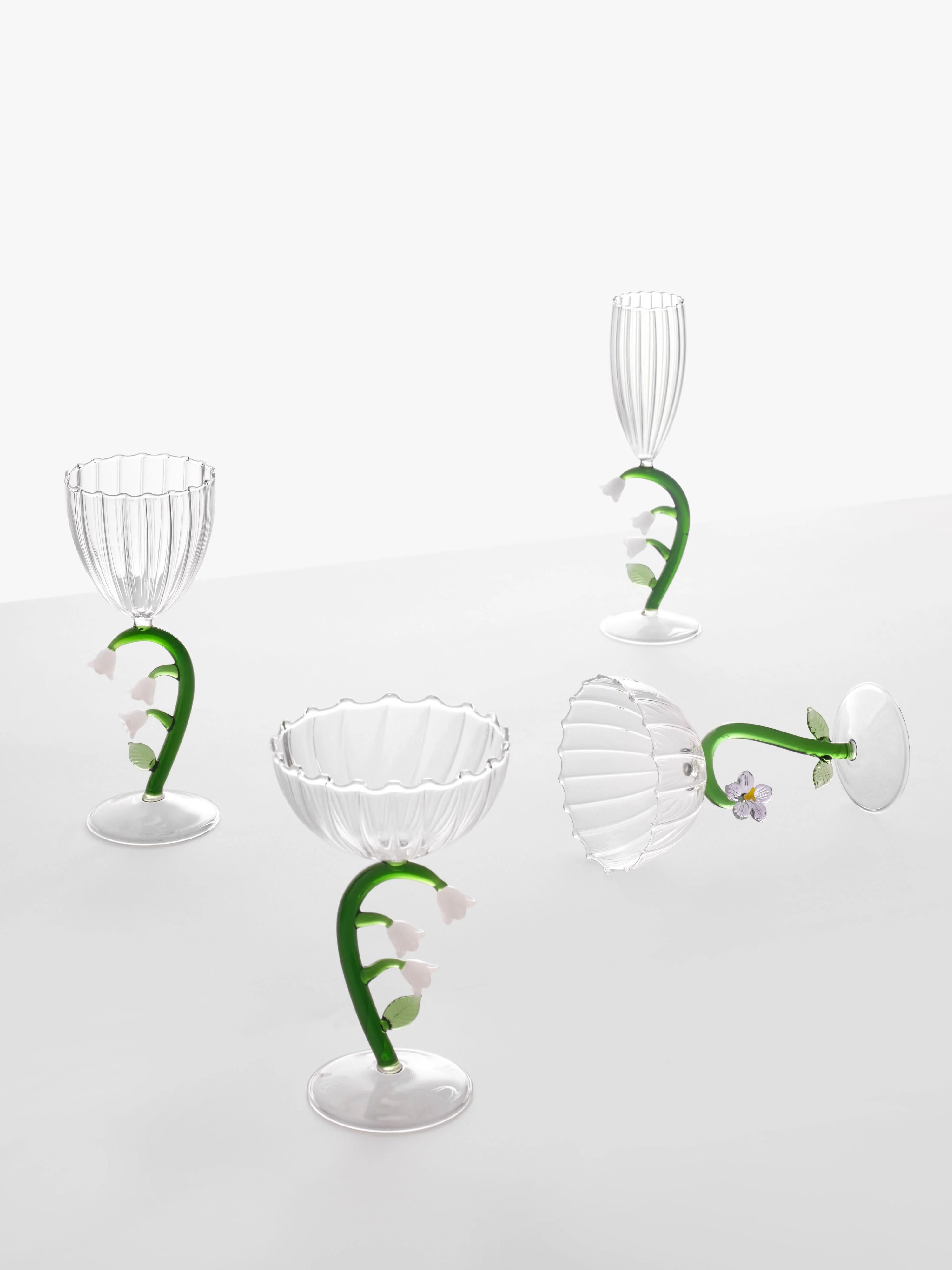 Handgefertigtes Weißweinglas Botanica aus Borosilikatglas