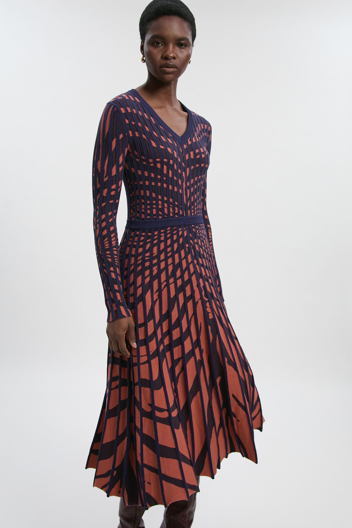 KarenMillen Zebra Jacquard Knit Full Skirted Midi Dress