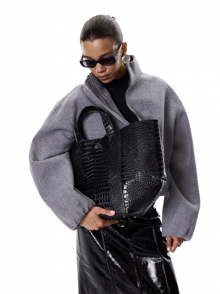 Large leather tote bag