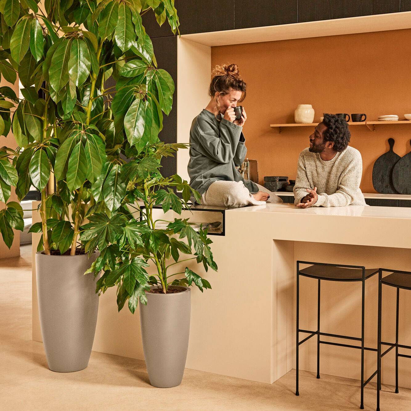 Elho June Round High 40 - Balanced beige - Ø 39 x H 70 cm - Binnen en