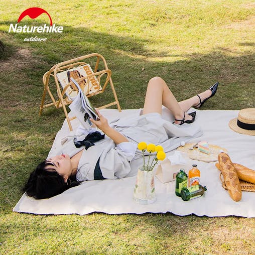 NNEOBA Outdoor Picnic Blanket Ultra-Light Large Canvas Mat