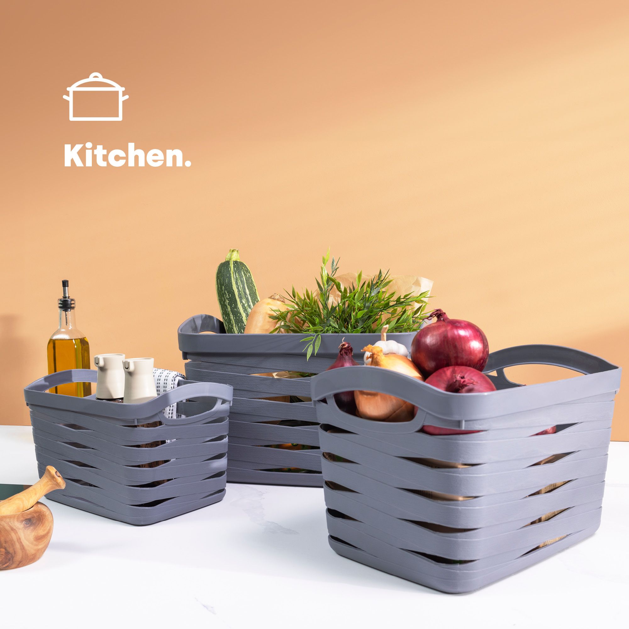 LIVIVO Compact Plastic Storage Baskets
