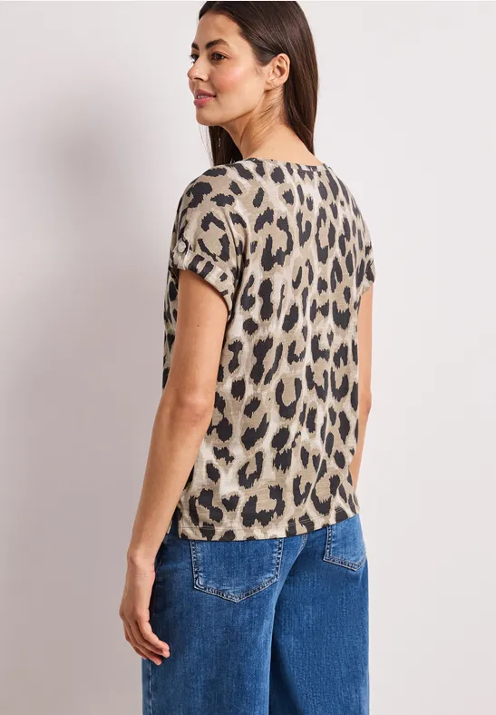 Dropped Shoulder Shirt mit Leo-Muster