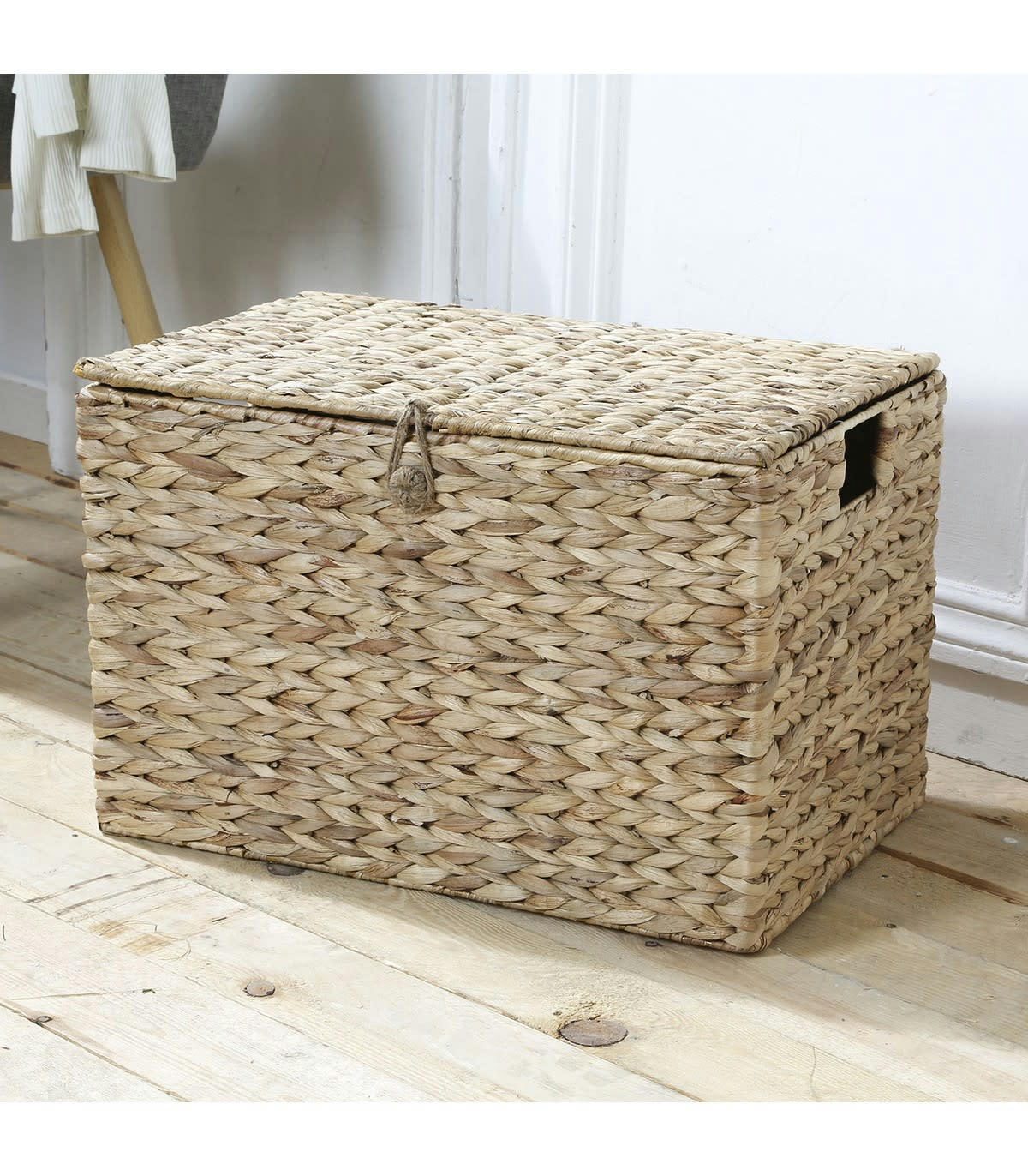 - Coffre en Jacinthe d'Eau avec Couvercle - Marron